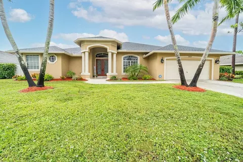 13526 Northumberland Cir, Wellington, FL 33414