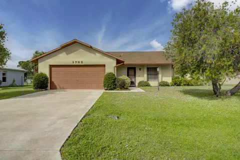 1732 SE Mariana Rd, Port Saint Lucie, FL 34952