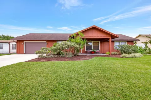 4940 Luwal Dr, Haverhill, FL 33415