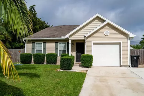 781 SE Browning Ave, Port Saint Lucie, FL 34983