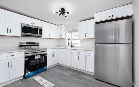 520 54 St, West Palm Beach, FL 33407