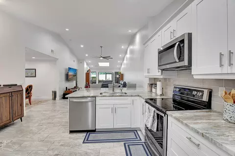 5893 Sunswept Ln #A, Boynton Beach, FL 33437