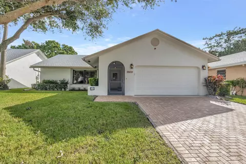 10652 180th Pl S, Boca Raton, FL 33498