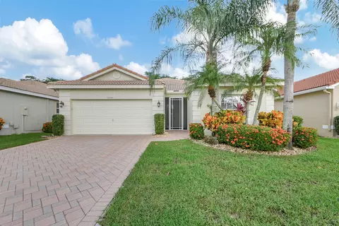 10395 Utopia Cir E, Boynton Beach, FL 33437