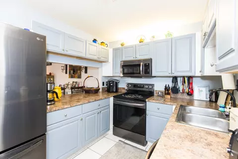 4265 S Landar Dr, Lake Worth, FL 33463