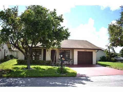 2050 SW 17th Pl, Deerfield Beach, FL 33442