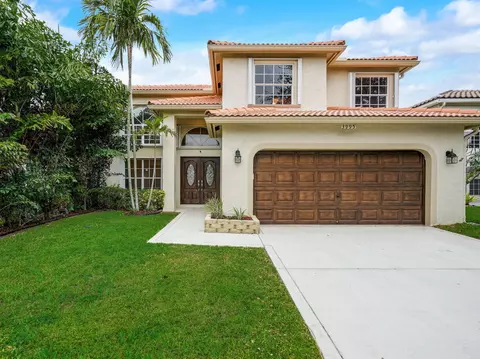 3995 Laurelwood Ln, Delray Beach, FL 33445