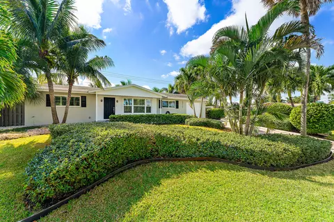 3712 Lighthouse Dr, Palm Beach Gardens, FL 33410