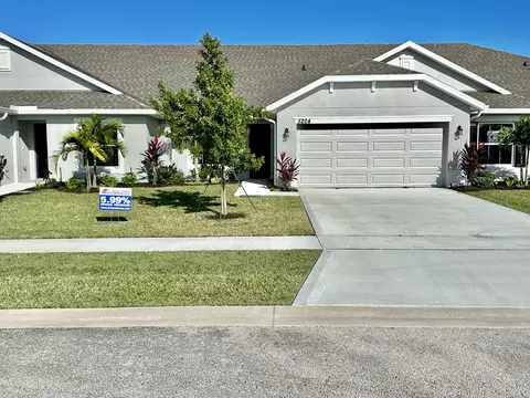 5204 Manciano St, Fort Pierce, FL 34951