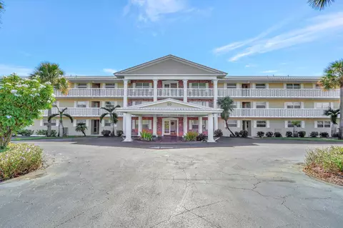 20 Celestial Way #214, Juno Beach, FL 33408