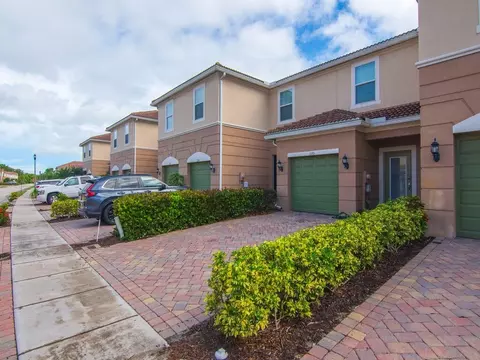 1070 Normandie Way, Vero Beach, FL 32960