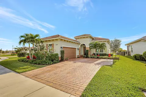 11250 SW Lunata Way, Port Saint Lucie, FL 34987