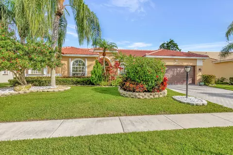 9268 Lake Serena Dr, Boca Raton, FL 33496