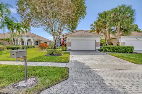 6956 Cairnwell Dr, Boynton Beach, FL 33472