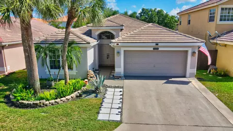 18040 Samba Ln, Boca Raton, FL 33496