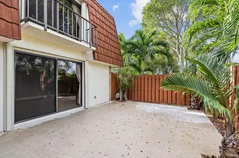 3125 San Fernando Dr #34-C, Delray Beach, FL 33445