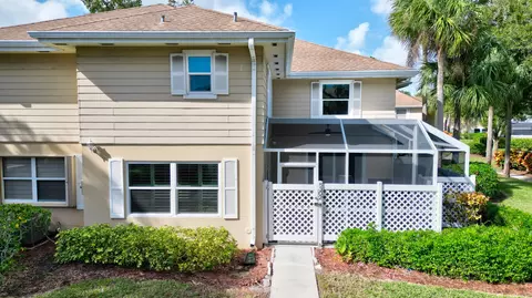 5302 Wheatley Ct, Boynton Beach, FL 33436