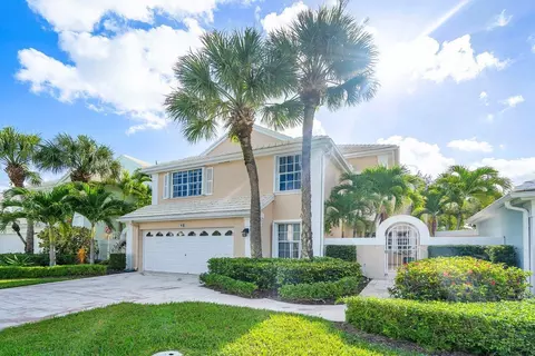 15 Blenheim Ct, Palm Beach Gardens, FL 33418