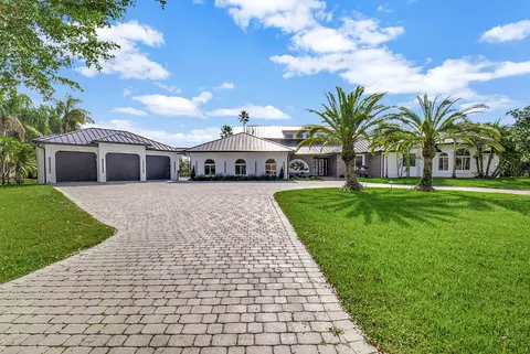 10232 Avenida Del Rio, Delray Beach, FL 33446