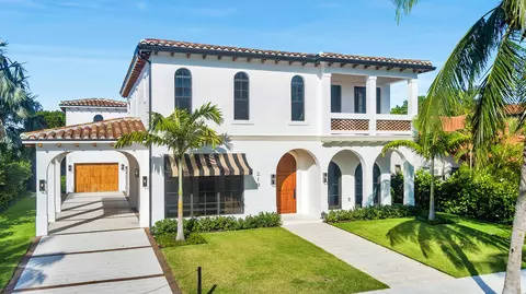 219 Pershing Way, West Palm Beach, FL 33401