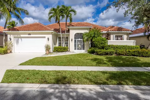 7647 Red River Rd, West Palm Beach, FL 33411