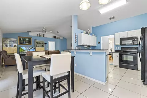 624 Bayharbor Ter, Sebastian, FL 32958