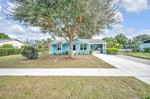 865 Sandia Ave, Port Saint Lucie, FL 34983