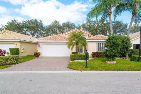 7435 Modena Dr, Boynton Beach, FL 33437