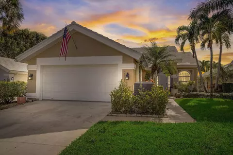 2354 Saratoga Bay Dr, West Palm Beach, FL 33409