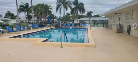 100 Bayview Ave #B, Boynton Beach, FL 33435