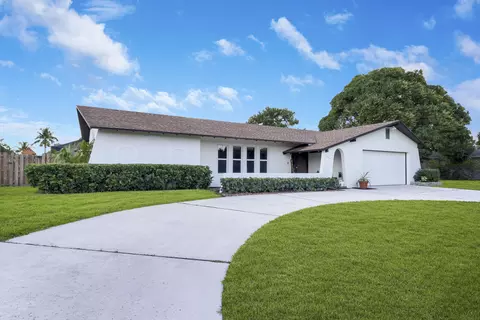 4186 Magnolia St, Palm Beach Gardens, FL 33418