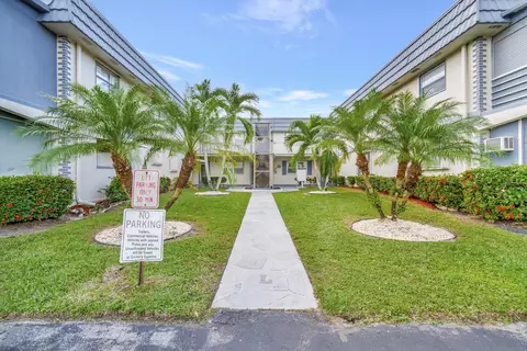540 Brittany L, Delray Beach, FL 33446