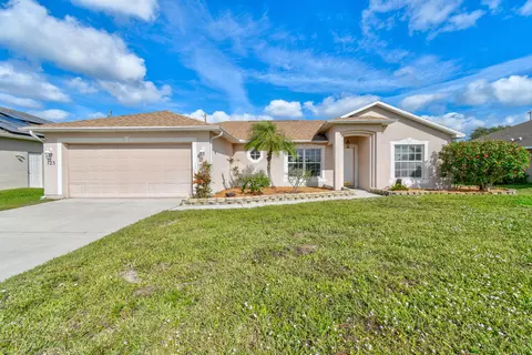 123 SW South Wakefield Cir, Port Saint Lucie, FL 34953
