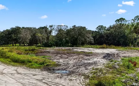 X 99th Court N, The Acreage, FL 33412