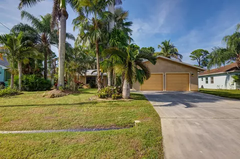2630 SW Ace Rd, Port Saint Lucie, FL 34953