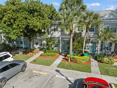 8046 Sanibel Dr, Tamarac, FL 33321