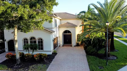 1237 Canyon Way, Wellington, FL 33414
