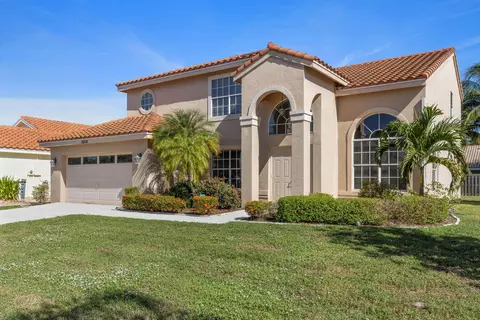8854 Spring Valley Dr, Boynton Beach, FL 33472