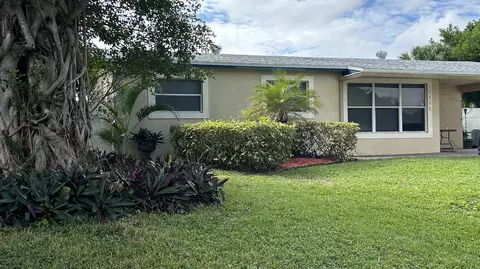 12263 Hillman Cir, Palm Beach Gardens, FL 33410