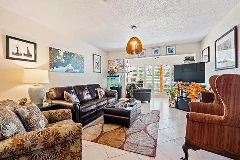 13840 Via Flora #F, Delray Beach, FL 33484