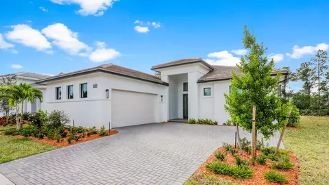 2069 SE Mosaic Blvd, Port Saint Lucie, FL 34984