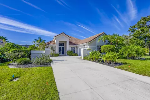103 Golfview Ct, Palm Beach Gardens, FL 33418