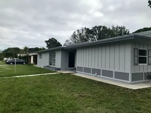 1407 Hale Ct, Fort Pierce, FL 34982