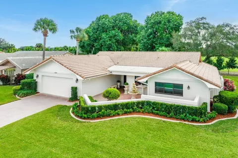 6850 Villas Dr S, Boca Raton, FL 33433