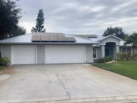 1596 23rd Pl SW, Vero Beach, FL 32962