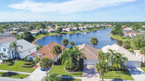 214 Saratoga Blvd E, Royal Palm Beach, FL 33411