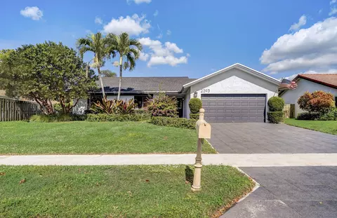 2393 NW 30th Rd, Boca Raton, FL 33431