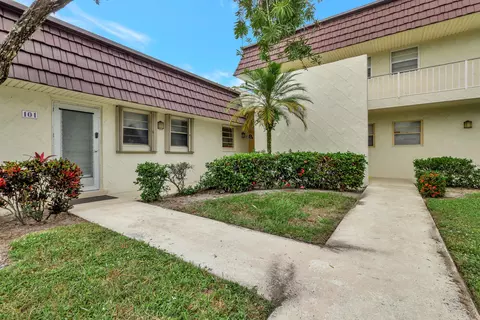 12001 Poinciana Blvd #102, Royal Palm Beach, FL 33411