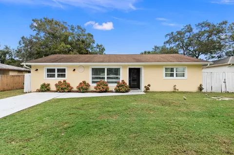 7508 Santa Barbara Dr, Fort Pierce, FL 34951