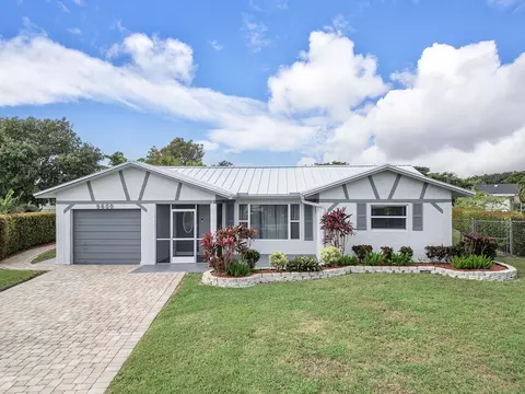 9600 NW 73rd Ct, Tamarac, FL 33321